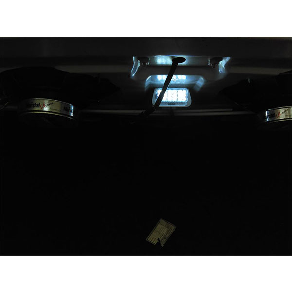 چراغ صندوق خودرو تک لایت مدل AM 5964 S مناسب برای ساینا